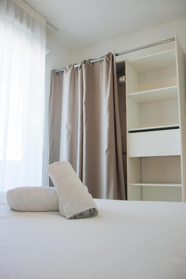 Twenty Business Flats Nimes Trigone Aparthotel Екстериор снимка